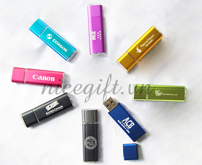 USB màu sơn nhũ kim loại